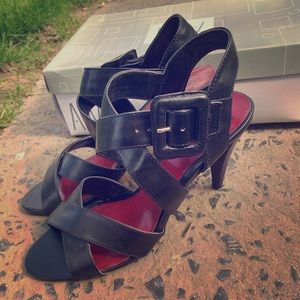 High heels NWOT, in box!